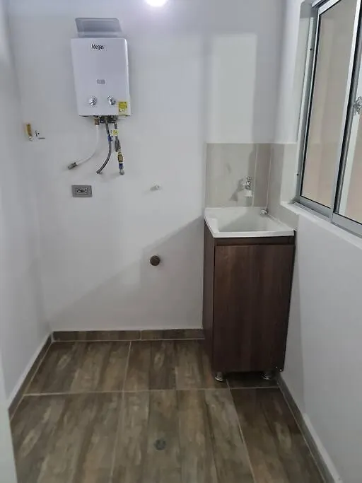 Rg33 Apartasuites 1 Hab 2E 麦德林 公寓